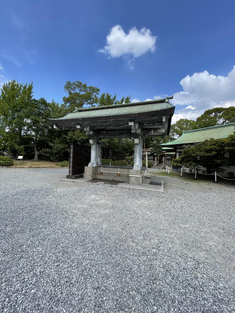 Chozuya (water purification fountain)